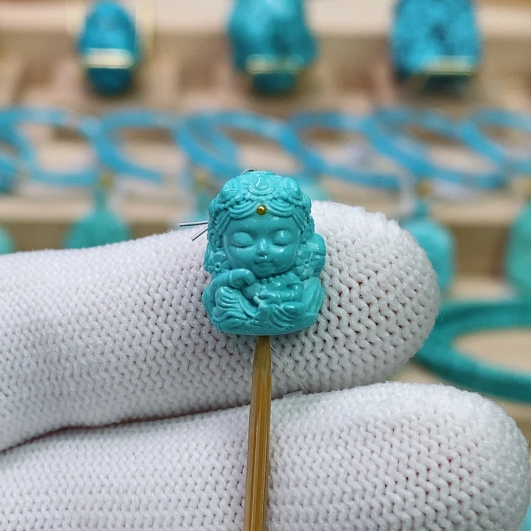 绿松石未镶嵌珠宝奇石