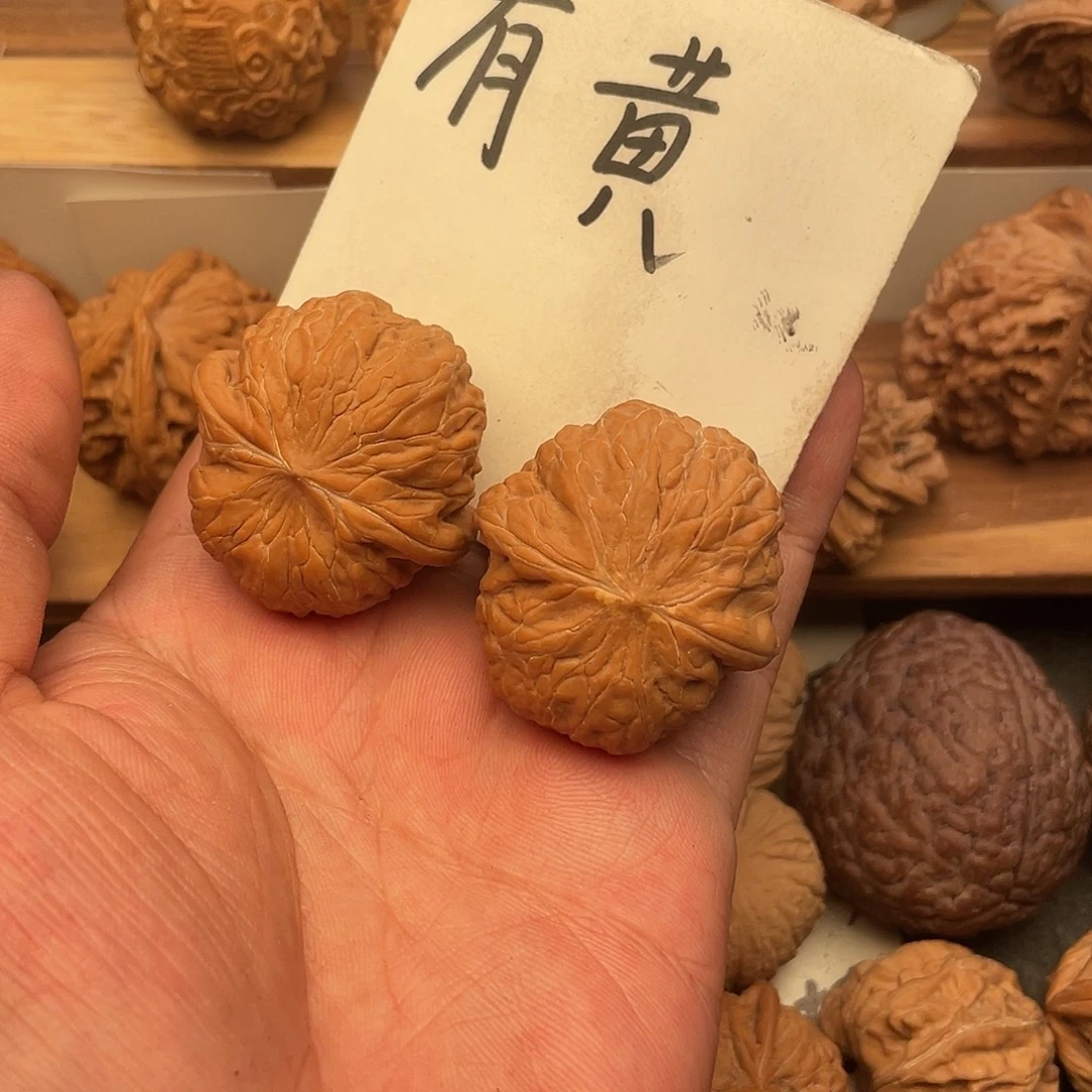 用***1文玩核桃吊坠铁锤