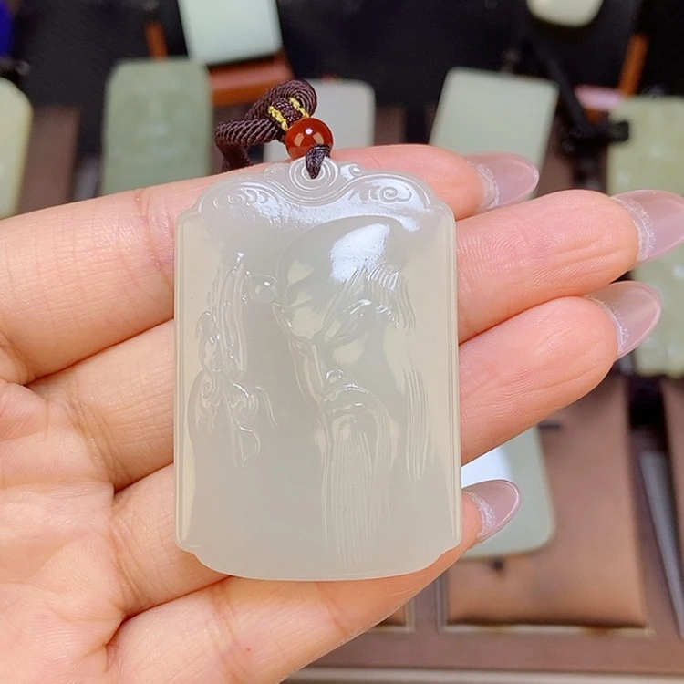 【闪购商品】颈饰未镶嵌和田玉