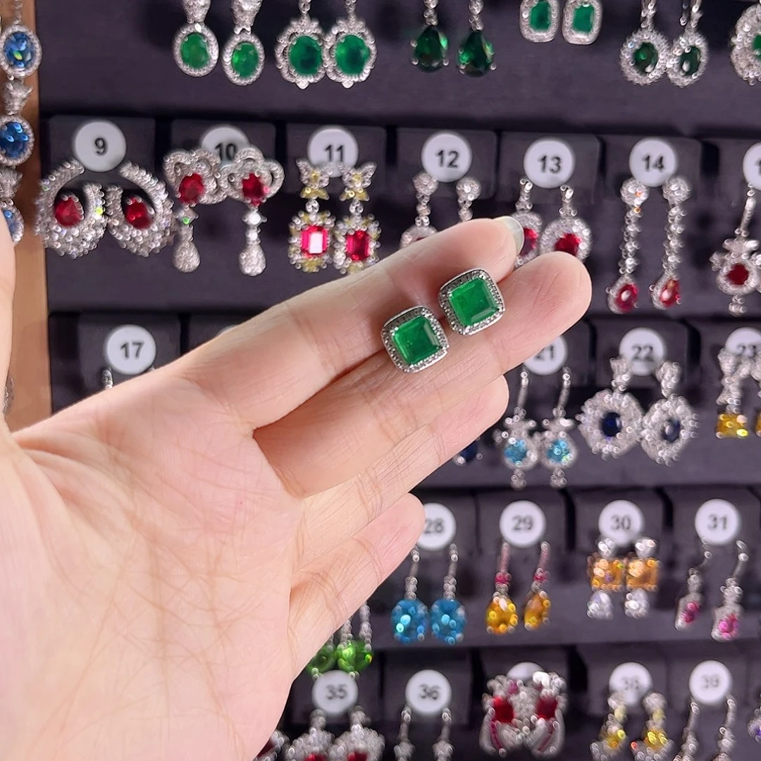 银S925镶嵌耳饰祖母绿