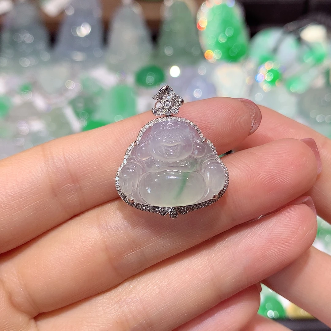 翡翠18K金镶嵌颈饰佛