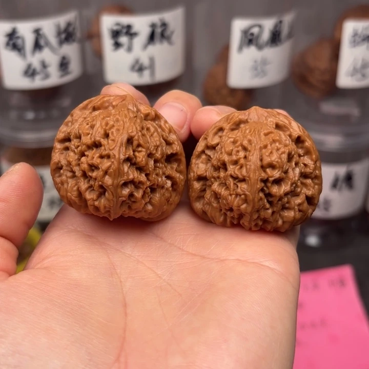 吊坠桃核38南疆石