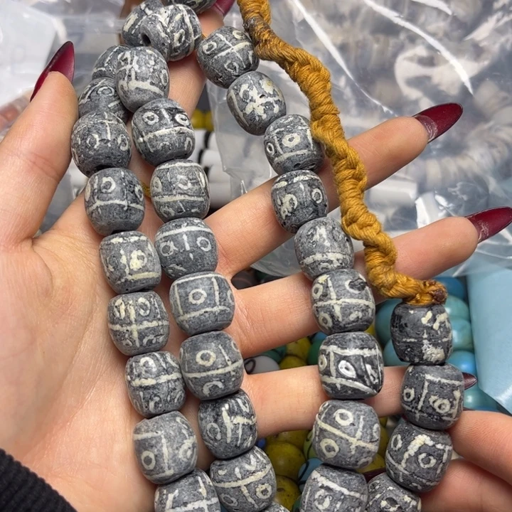 颈饰玻璃3853 琉璃一条