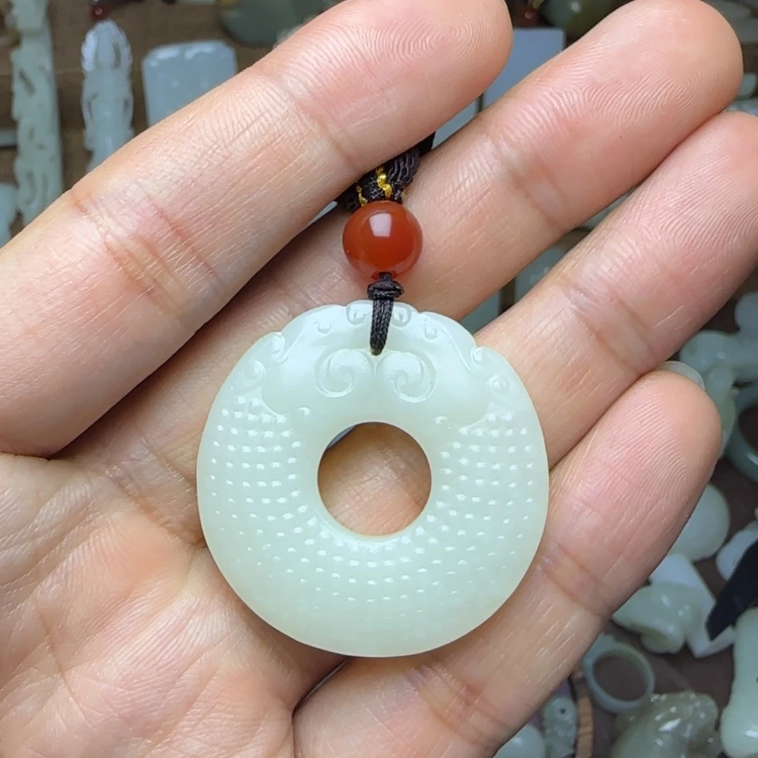 和田玉挂件未镶嵌