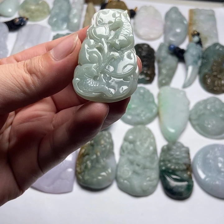 颈饰未镶嵌翡翠荷花鱼37