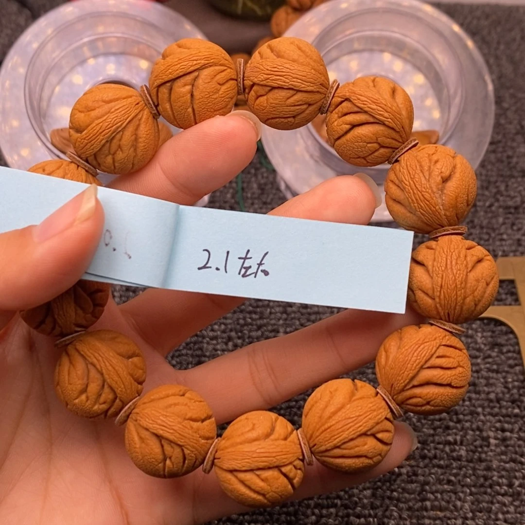 秦岭山脉龙纹桃核
