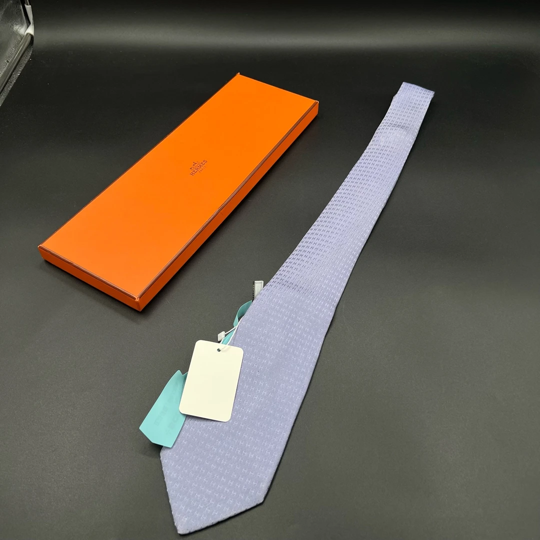 99新 Hermes/爱马仕 蓝紫色满印H领带 均码/98新/206529