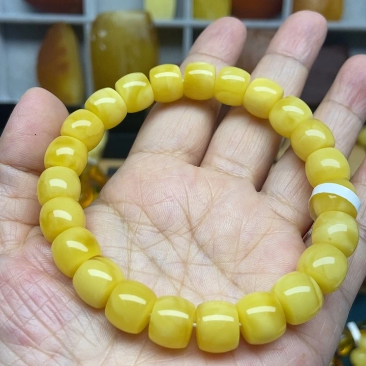杨***辉裸石琥珀未镶嵌珠子