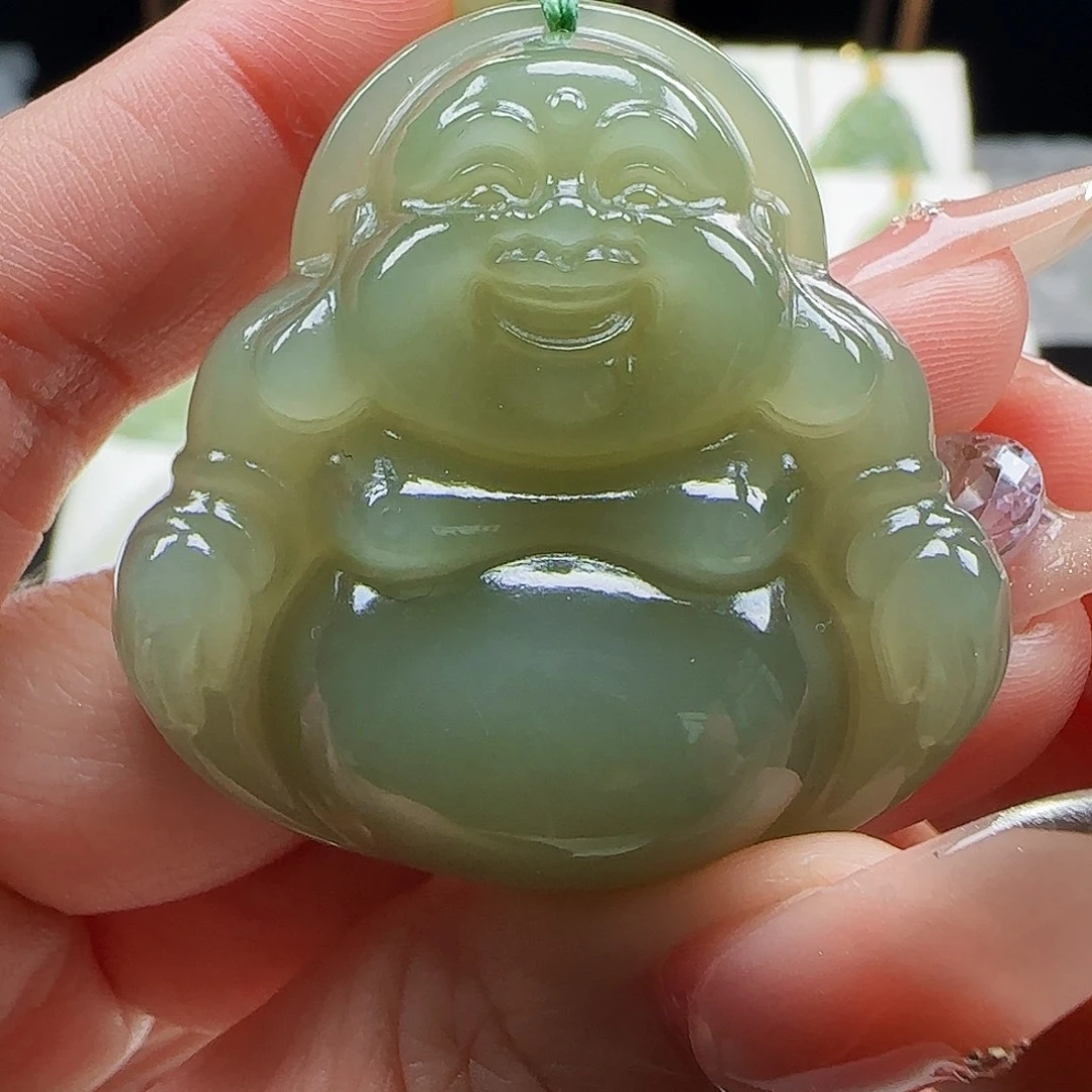 和田玉未镶嵌吊坠(赠链)
