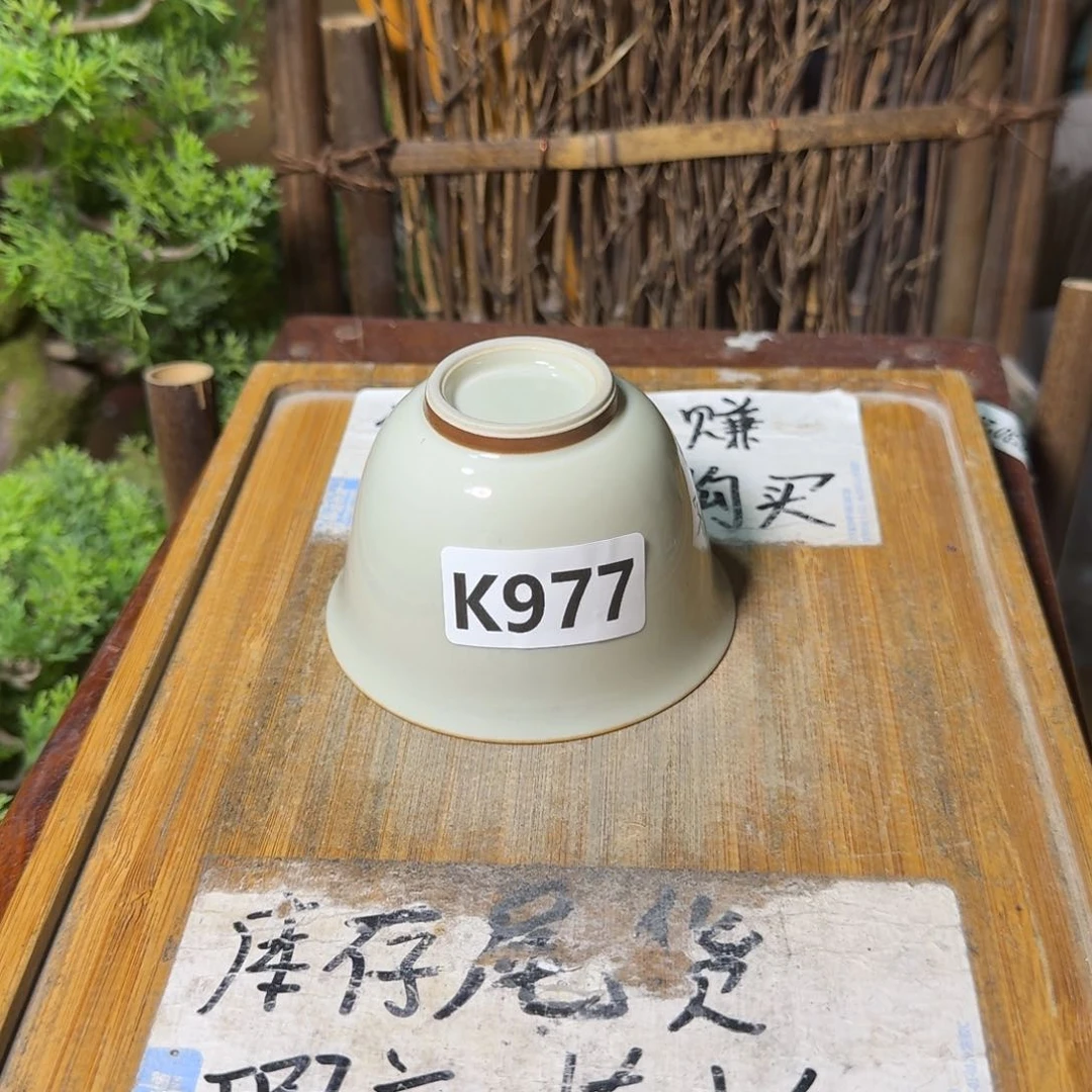 微瑕疵介意勿拍陶瓷器皿H451