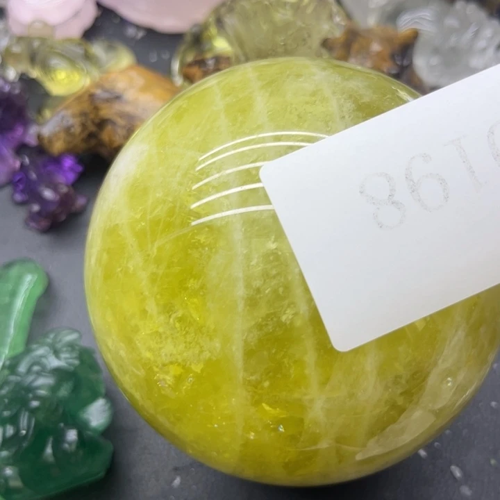 C***闺未镶嵌珠宝半成品水晶摆件