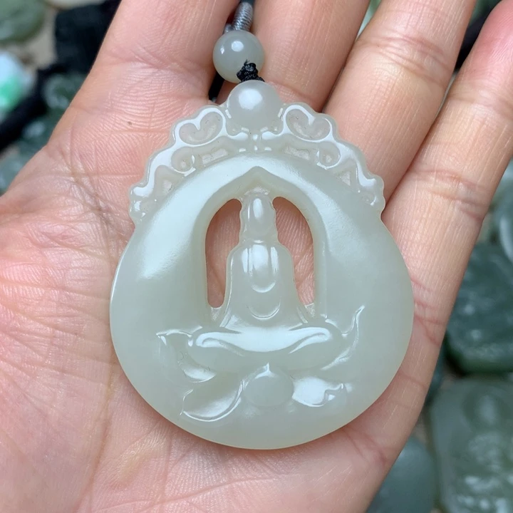 和田玉未镶嵌颈饰