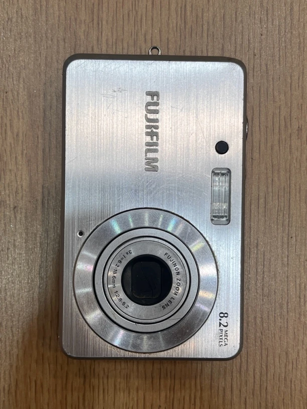 9新 Fujifilm/富士 J10 二手商品no退换