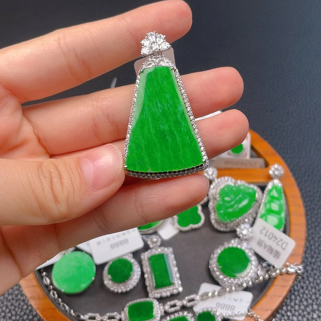 翡翠吊坠(不含链)银S925镶嵌