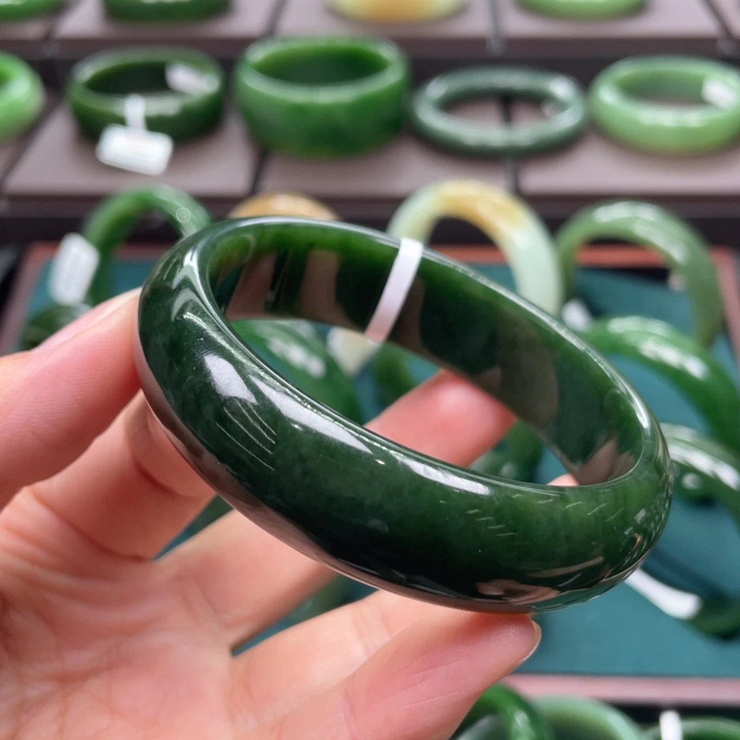 和田玉（碧玉）未镶嵌手镯5960