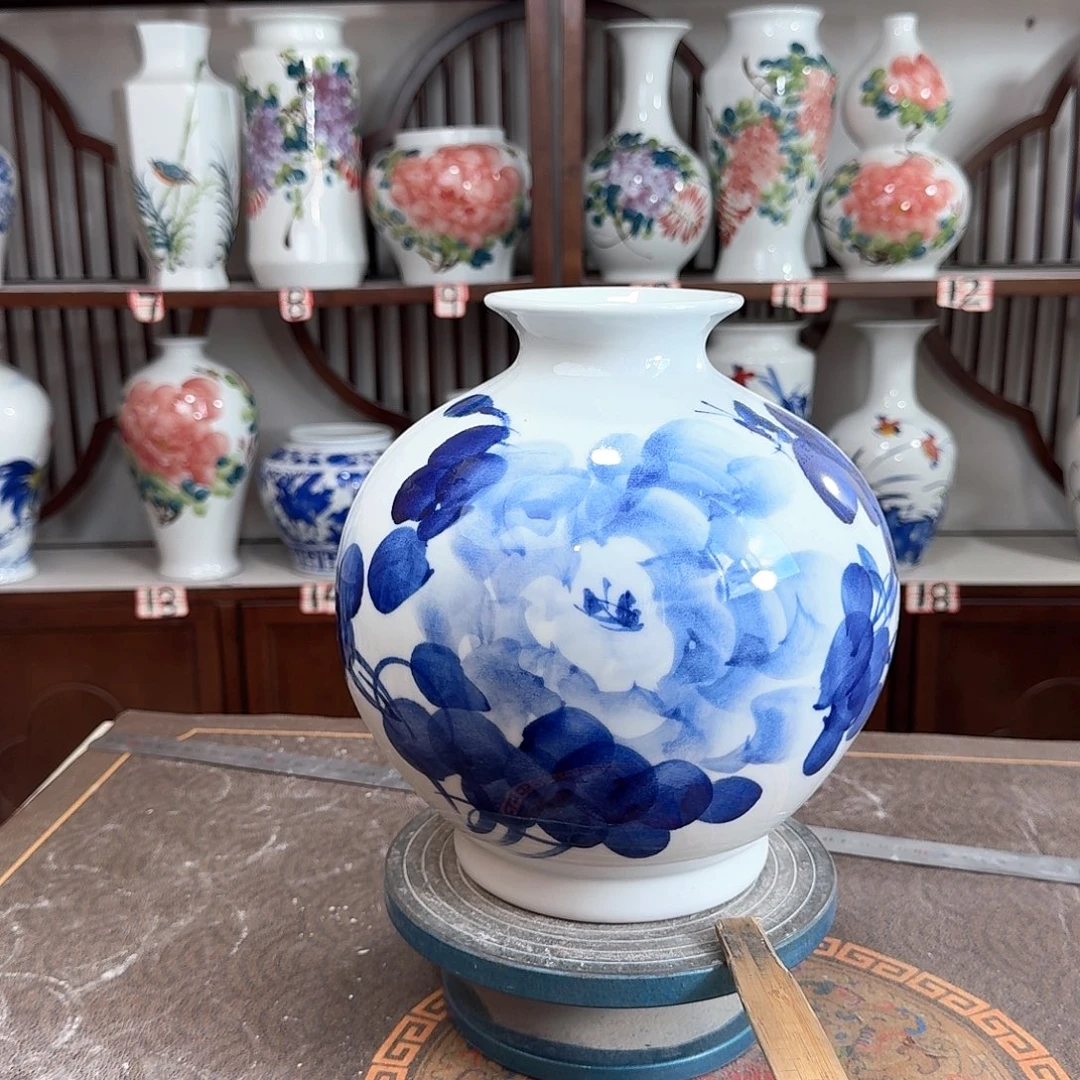 摆件景德镇陶瓷石青牡