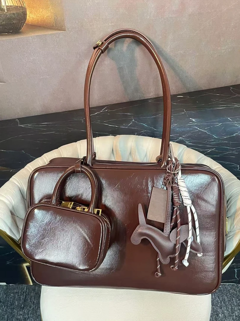 TOLEX2025新款手工时尚百搭公文女包漆皮棕色34.5cm