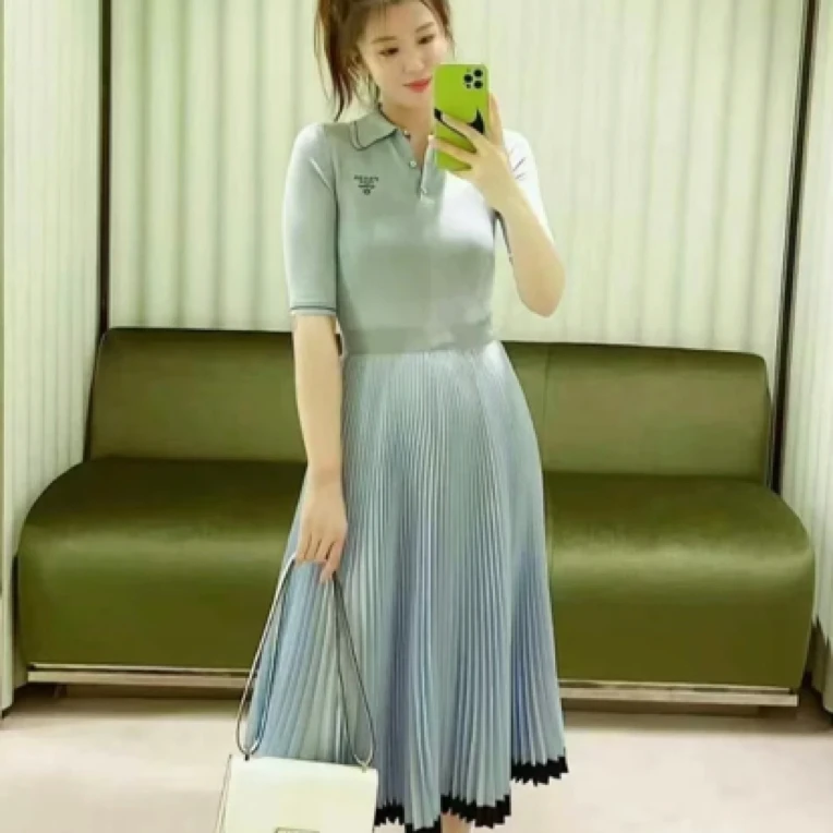 全新未使用 Prada/普拉达 短袖连衣裙 蓝色/38S/40S