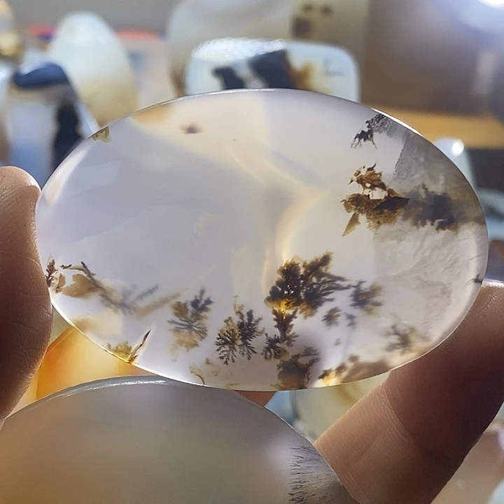 未镶嵌颈饰玛瑙/玉髓轩**康