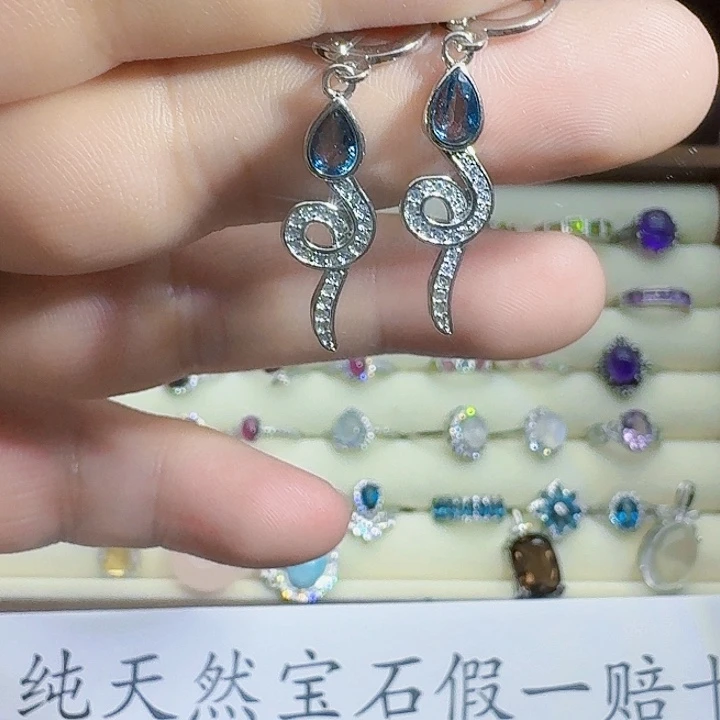 银S925镶嵌托帕石耳饰