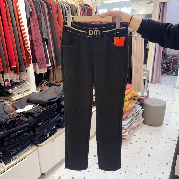 2026新款加绒气质妈妈裤弹性小脚时装裤秋冬款