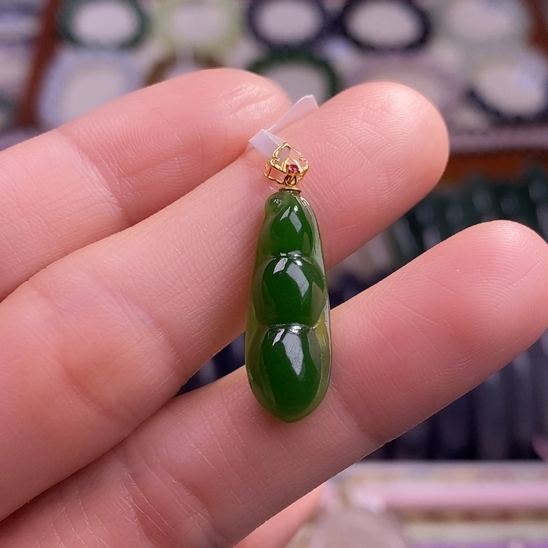 颈饰未镶嵌和田玉金镶碧玉福豆吊坠