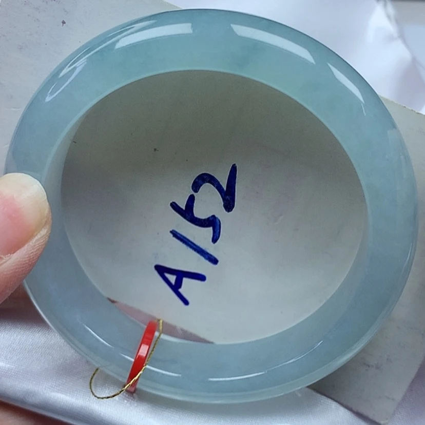 【闪购商品】翡翠手镯未镶嵌52.5圈