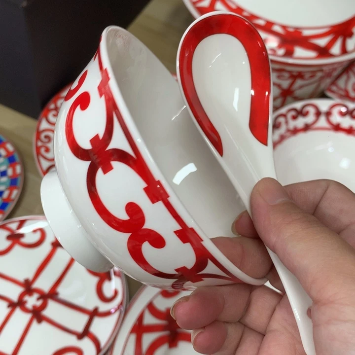 瓷片全套的小卡都