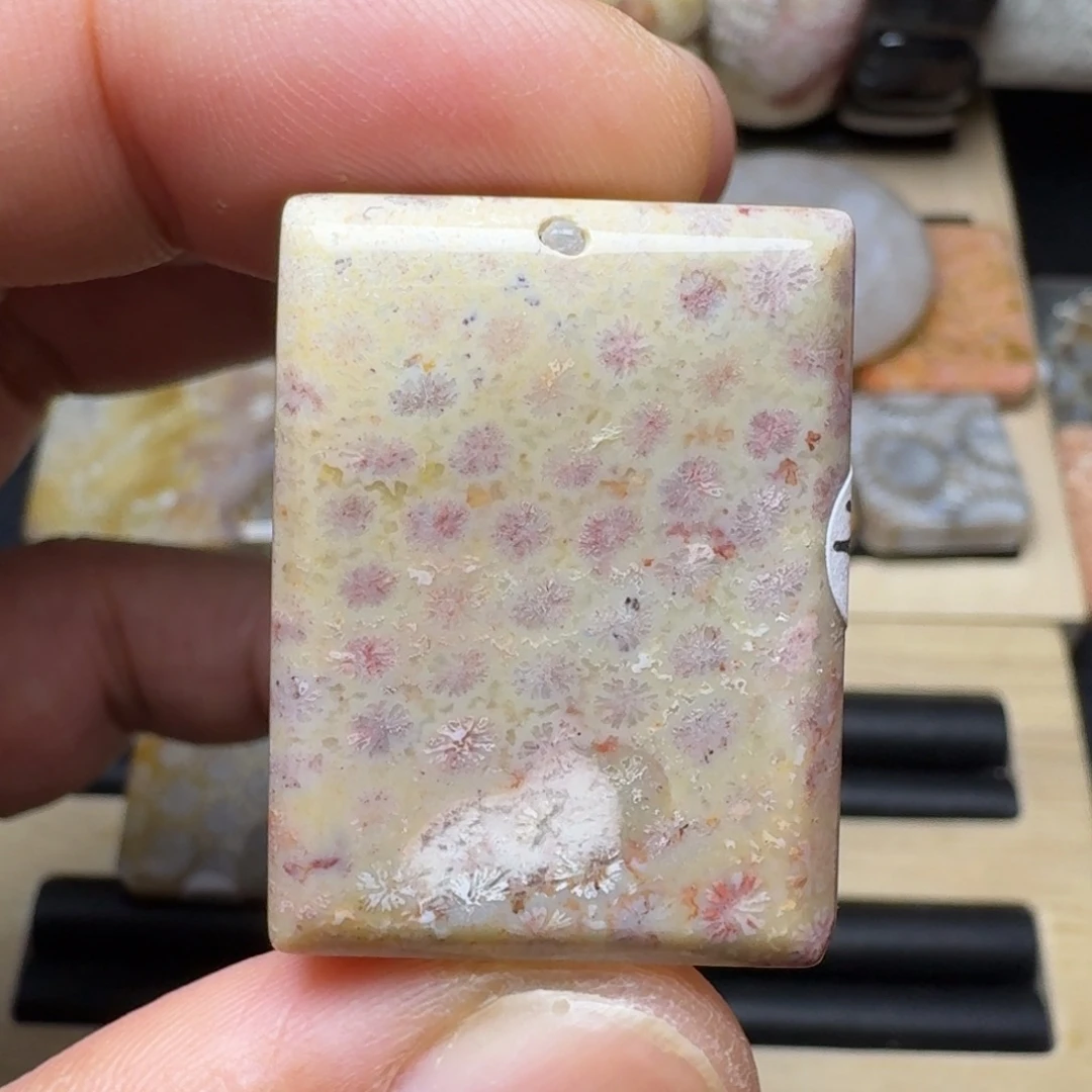 硅化玉未镶嵌纯天然色有机玉石保真色