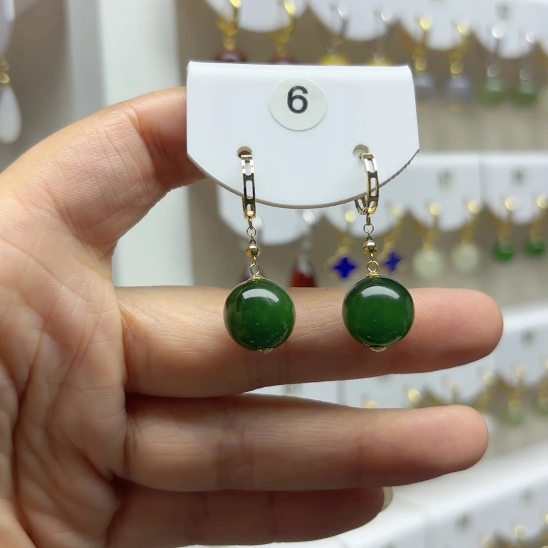 18K金镶嵌和田玉耳饰