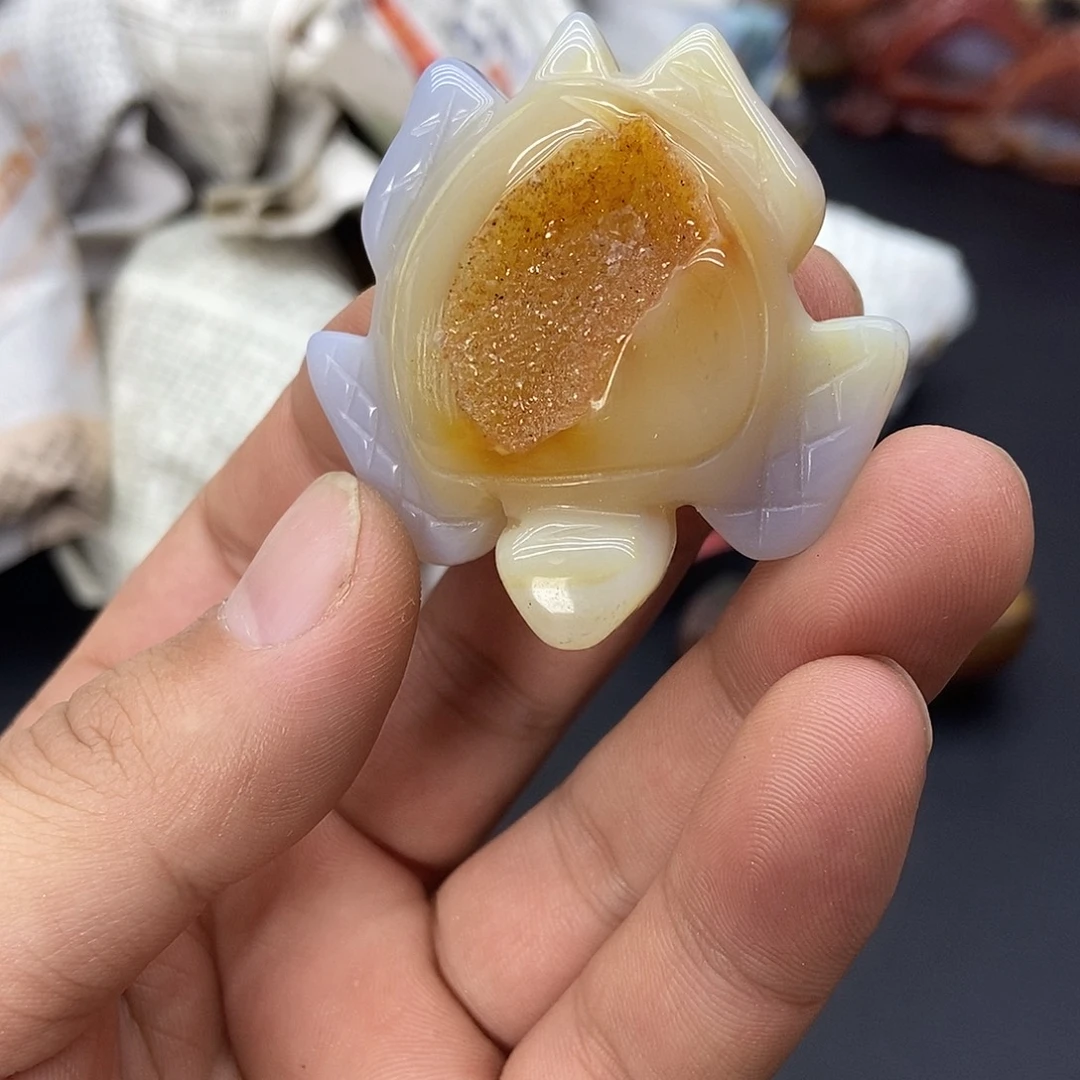 玛瑙/玉髓未镶嵌珠宝奇石