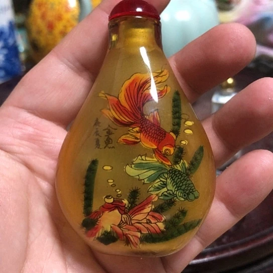 壶董***姐陶瓷的设计师是陶瓷的设计风格