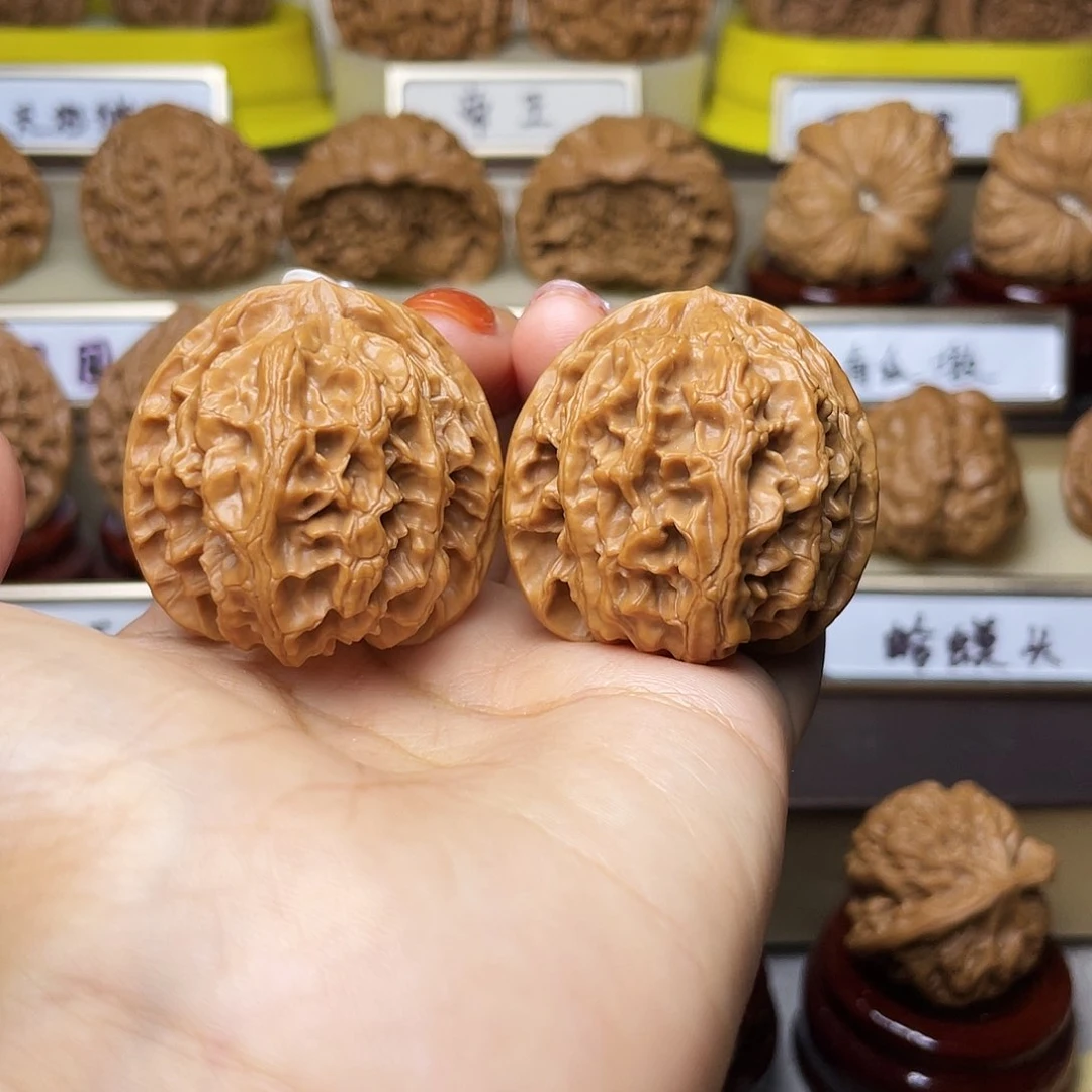 把件文玩核桃庞*苹果园37左右