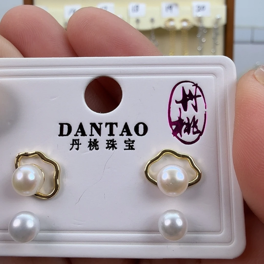 未镶嵌耳饰淡水珍珠