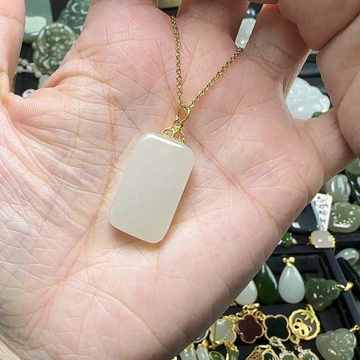 颈饰银S925镶嵌和田玉梧**下