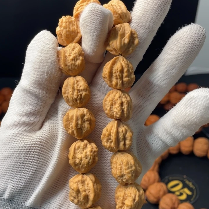 踏***河手串文玩核桃金蟾