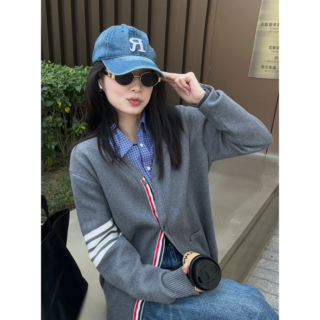 Yihouse2024秋季休闲时尚百搭V领坑条长袖气质针织衫Y8206