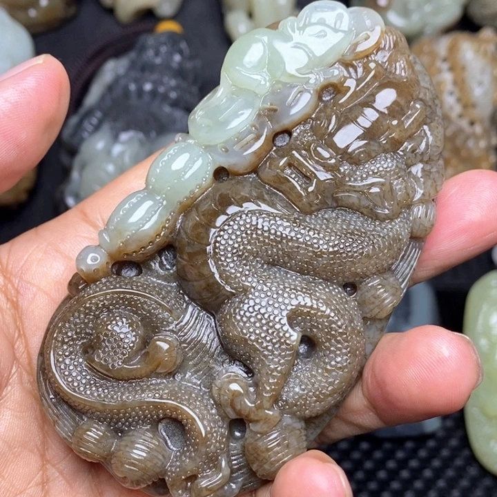 颈饰未镶嵌和田玉