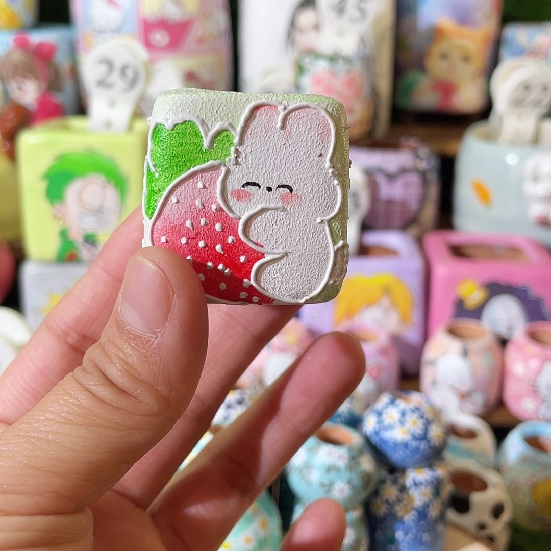 红陶手工……手绘小兔子