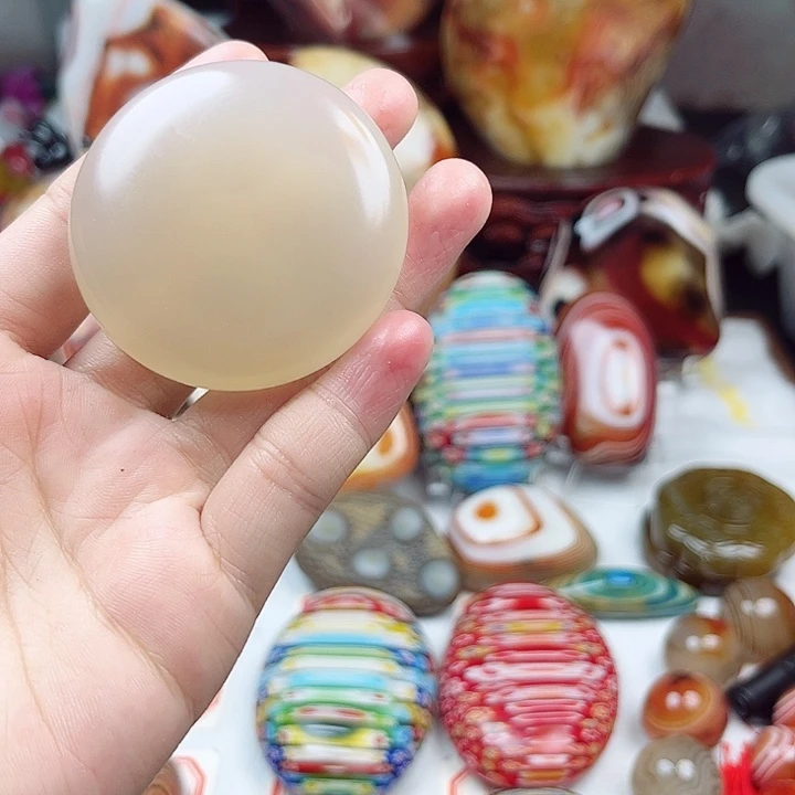 玛瑙/玉髓未镶嵌耳饰