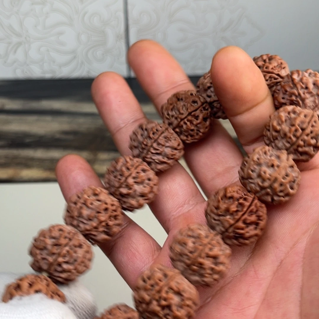 高***瞩金刚菩提手串847老籽圆球狂野纹