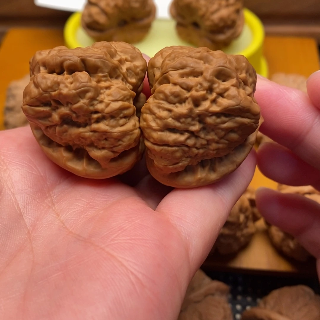 抬***歉文玩核桃把件三角边38左右