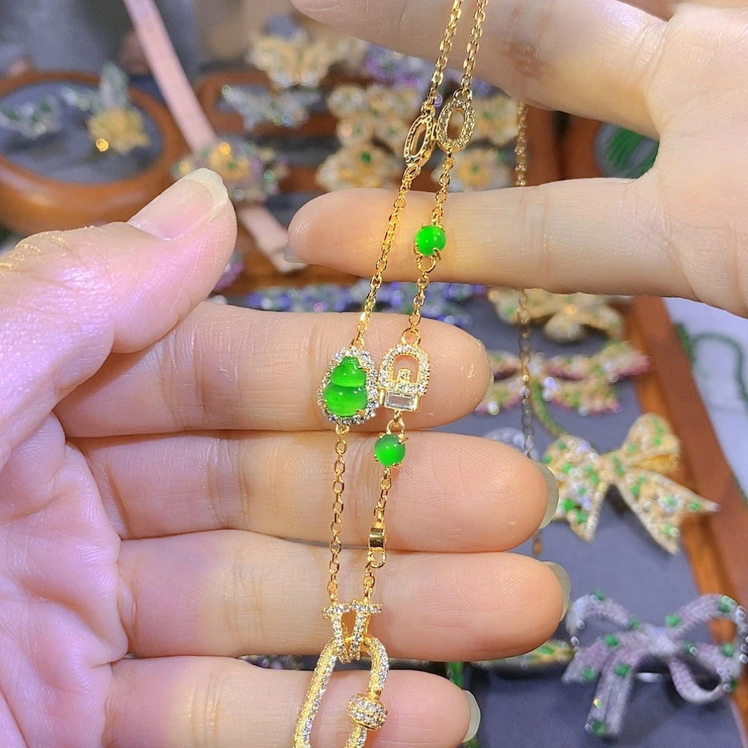 颈饰银S925镶嵌翡翠