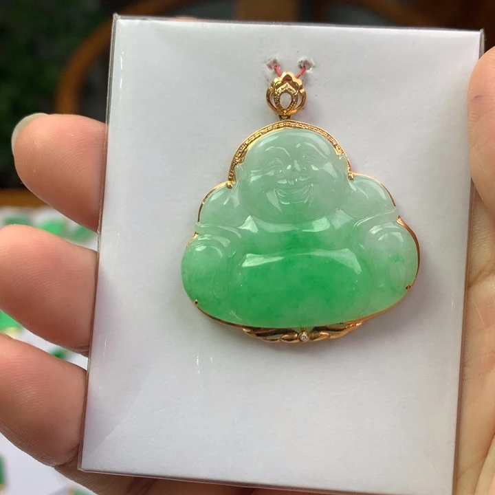 翡翠18K金镶嵌颈饰翡翠吊坠