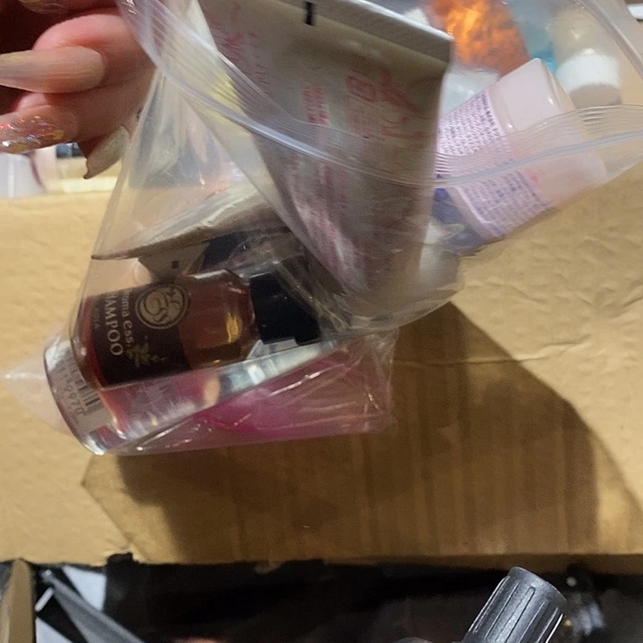 旺****中古香水沐浴露持久留香