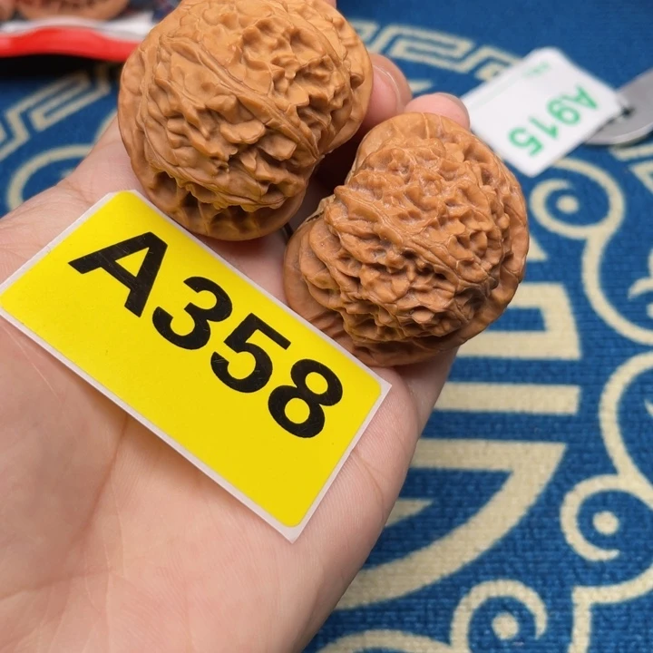 把件文玩核桃核桃