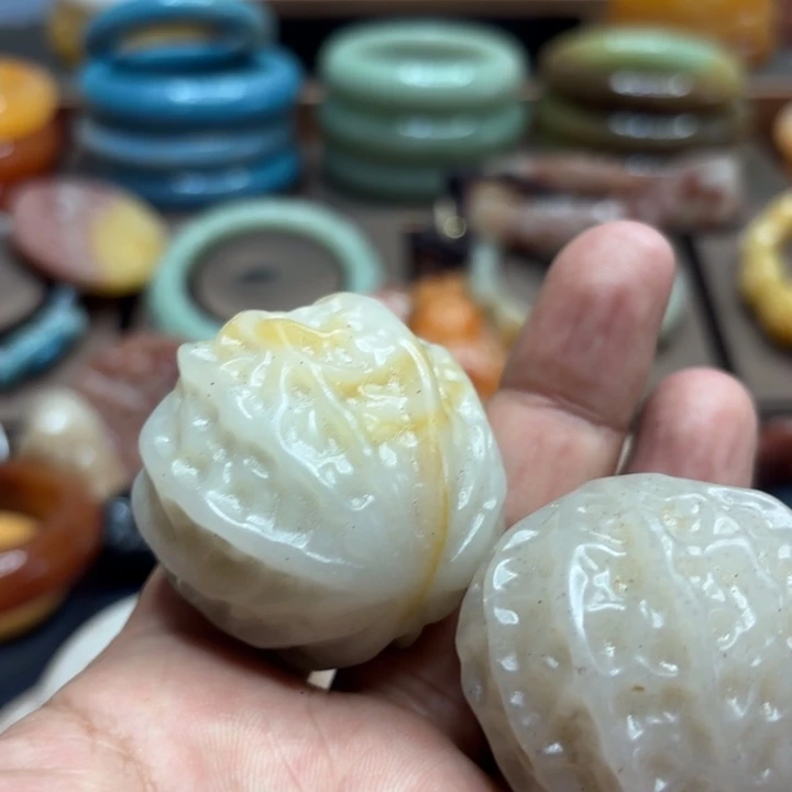 *****石英岩玉合金颈饰