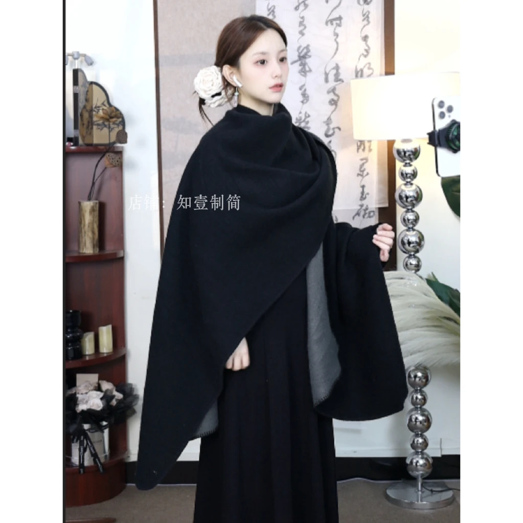 【知壹】新款原创正品山本暗黑风小众外搭简约百搭双面斗篷黑色披风