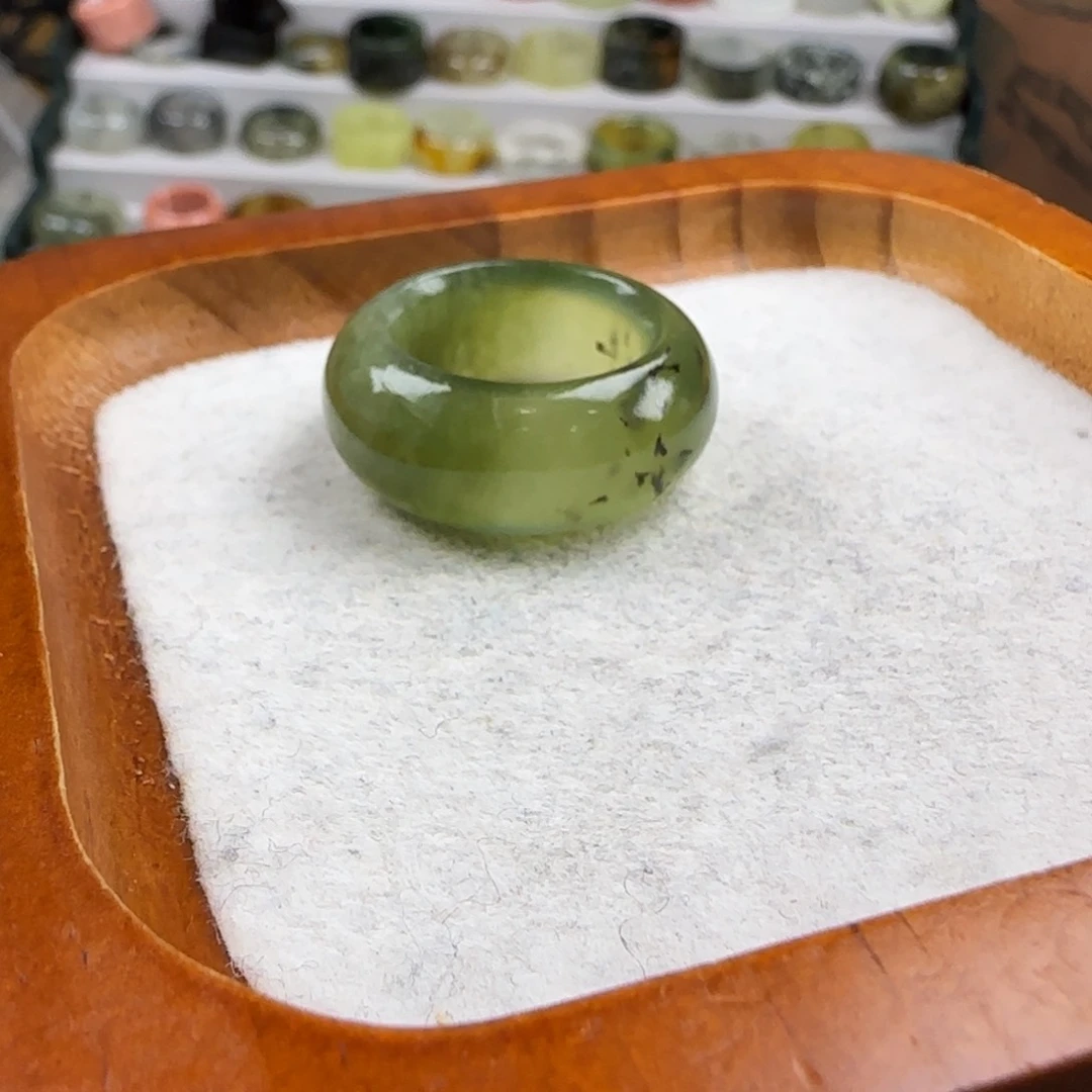 蛇纹石玉合金内径17.7姒****）