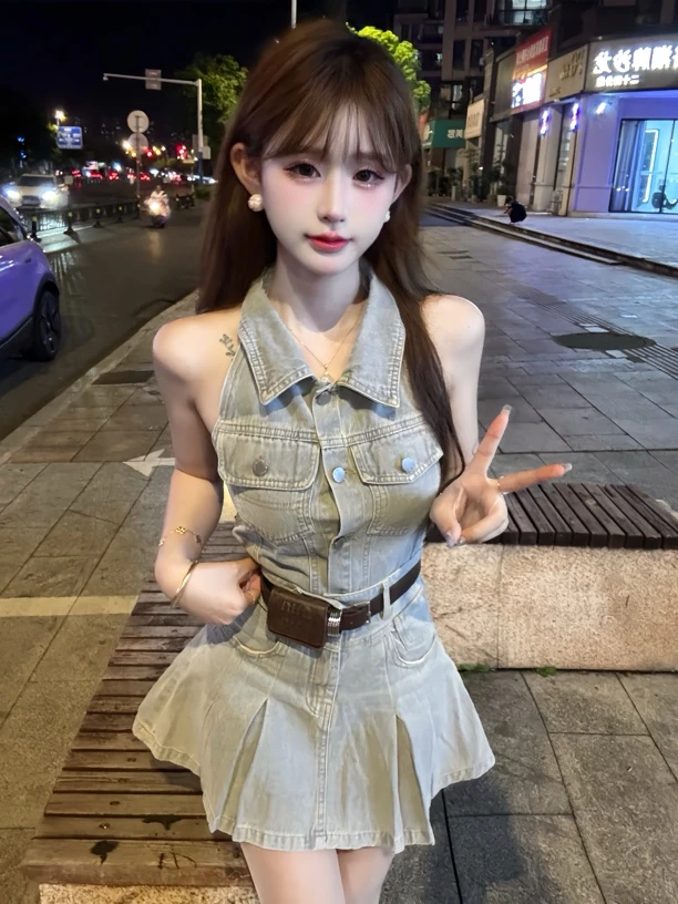挂脖港风无袖纯欲牛仔背心+百褶裙配腰带